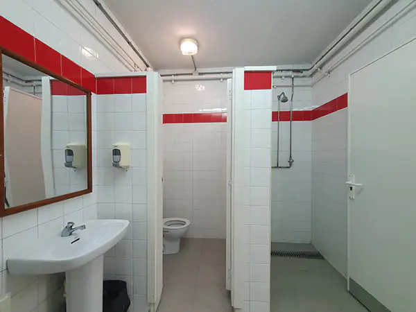 Lavabo, aseo y ducha