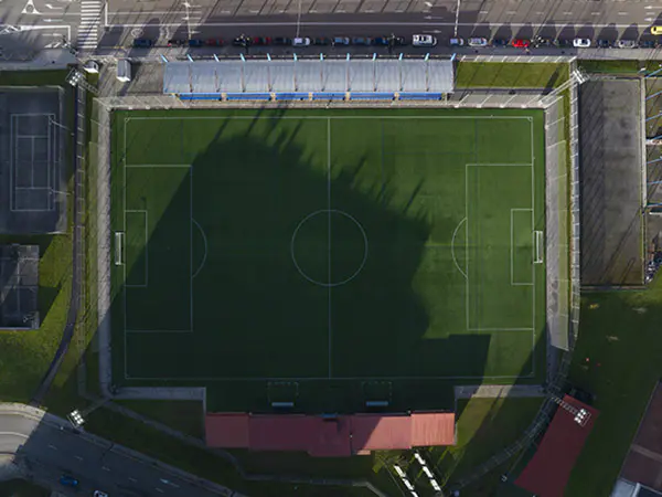 Vista aérea cenital del campo de fútbol Manuel Díaz Vega